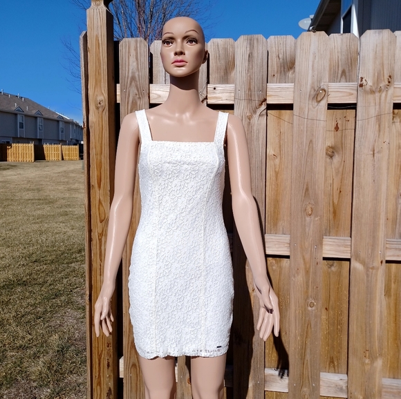 Hollister Abercombie & Fitch Dresses & Skirts - Hollister Abercombie California Cream Tight or Expandable Lace Dress Small
